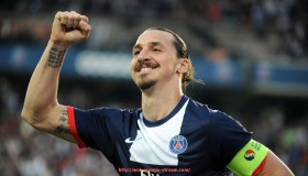 玩球直播-上半身燃脂效果较好的健身器材推荐