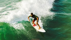 玩球直播-火箭队当天直播比赛录像的获取途径